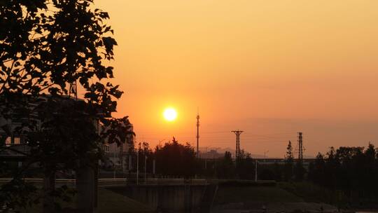 夕阳 黄昏的日落