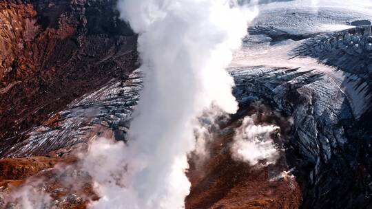 俄罗斯堪察加半岛夫斯基火山航拍视频素材模板下载