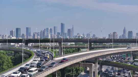 南京秦淮区双桥门立交车流南京市中心大景