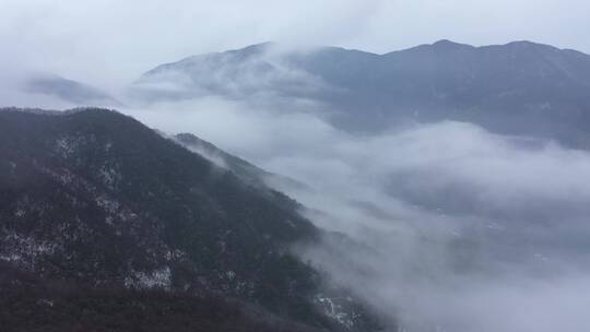 云海 云朵 群山 层峦叠嶂 山