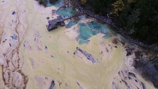 航拍四川九寨沟黄龙景区争艳池映月池迎宾池