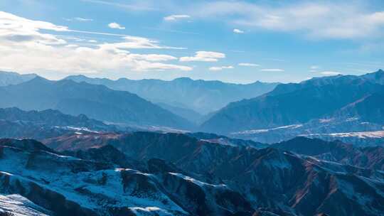 冬季祁连草原祁连山航拍延时