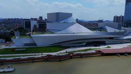 广州白鹅潭航拍大湾区艺术中心