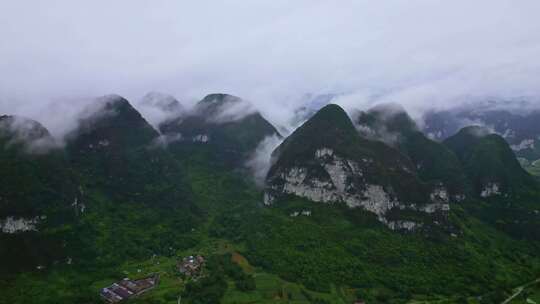 航拍雨后群山云雾缭绕山峦叠嶂山脉山川