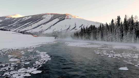 无人机航拍冬日湖泊喀纳斯湖