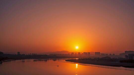 城市恢弘日出唯美朝霞日出旭日东升