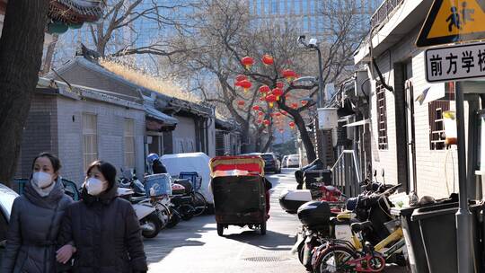 新年春节在北京坐黄包车游胡同