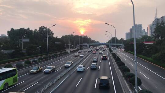 北京安定门立交桥车水马龙晚高峰夕阳