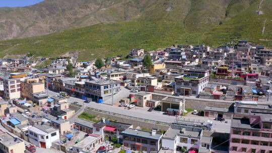 航拍重建青海玉树城市街道街区