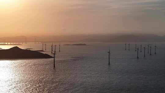 夕阳下的海上风力发电2（福州平潭）