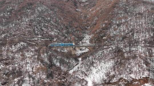 下雪 ￼ 云海 ￼户外 山峰 秦岭