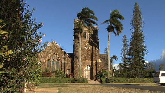 毛伊岛的复古教堂天际线景观