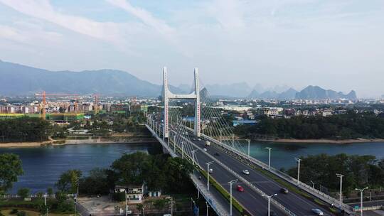 桂林南洲大桥前进右环绕视频素材模板下载