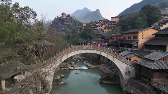 江西上饶望仙谷航拍山谷建筑景观