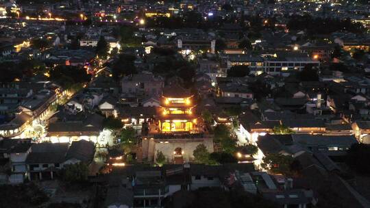 大理古城城门城楼洱海门夜景高清素材