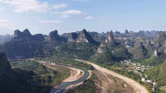 广西桂林山水桂林漓江风光航拍