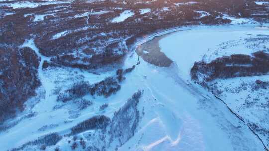 冬天航拍海拉尔河湿地雪景