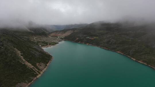 西藏山南朱错白玛林白马林措库拉岗日雪山