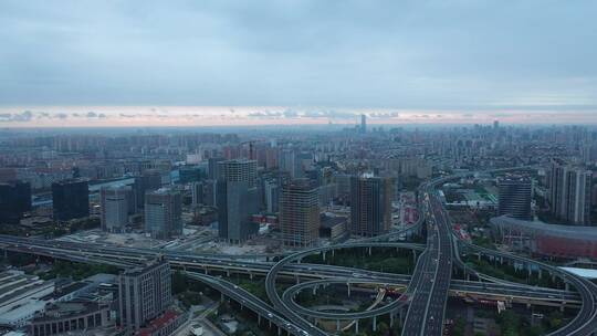 航拍上海城市发展建设，高架桥