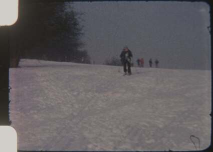 滑雪乐趣，山坡，斜坡，雪