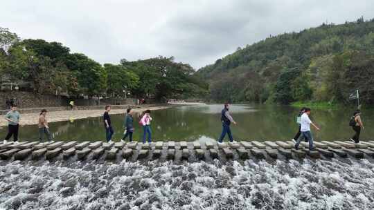 航拍福建漳州南靖云水谣土楼