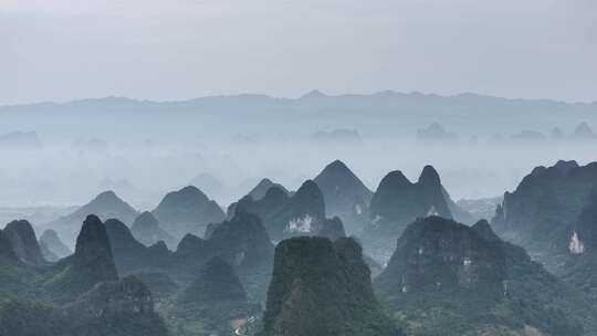 航拍山清水秀的桂林山水风光