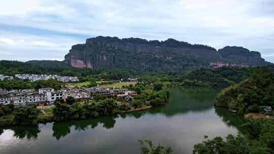 航拍韶关丹霞地貌 丹霞山阳元峰长老峰景区