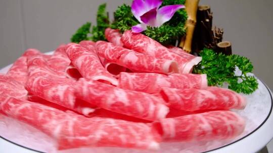 羊肉卷火锅涮锅牛肉卷菜品视频素材模板下载