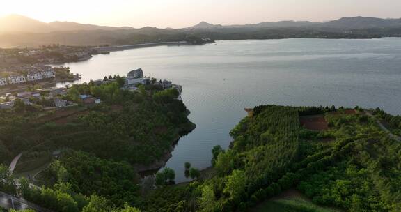 青山绿水生态水库淡水资源水利环保晚霞乡村