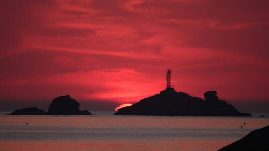 威海半月湾牙石岛海上日出朝霞