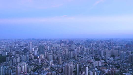 180度环绕航拍广州城市晚霞彩云