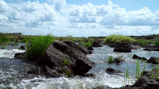 野外溪流河流