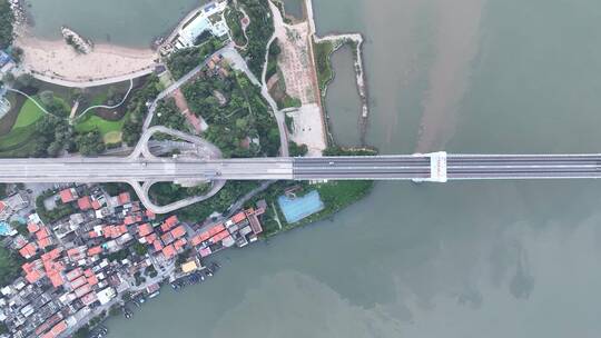 俯拍汕头海湾大桥视频素材模板下载