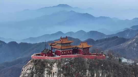 河南省南阳市南召县五朵山景区山峰道观航拍