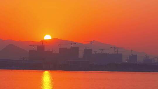 城市建设工地日落风景