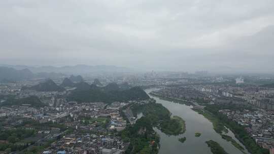 广西桂林城市风光航拍桂林清晨烟雨桂林