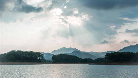 江门台山水库湖面风车山丁达尔延时6K