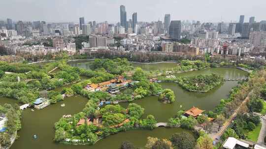 原创 昆明市五华区翠湖公园航拍城市风光