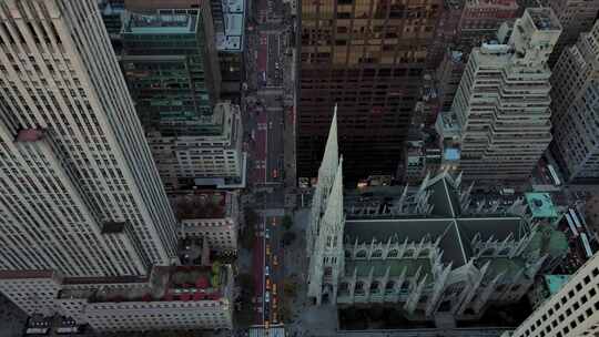航拍纽约曼哈顿市中心地标摩天大楼汽车街道
