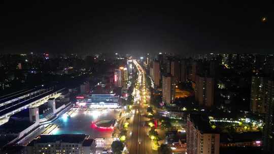 城市夜景俯瞰车水马龙的繁华景象