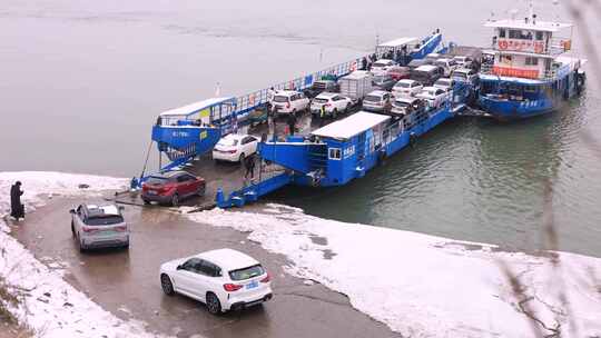 冬季荆州汽渡码头 荆州雪景视频素材模板下载