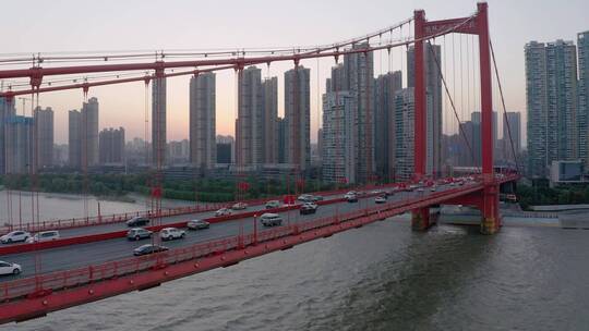 4k航拍鹦鹉洲长江大桥车流视频素材模板下载