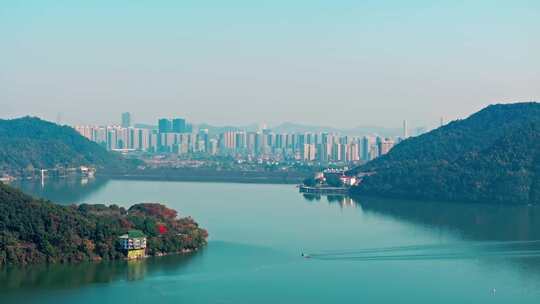 青山湖和临安城