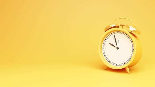 黄色背景上的黄色闹钟 黄色闹钟的箭头旋转