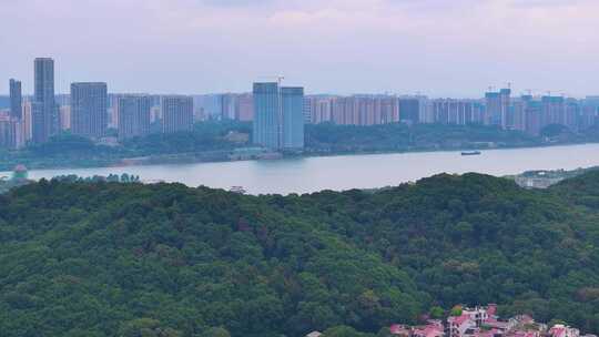 湖南长沙岳麓山风景名胜区航拍岳麓区城市风视频素材模板下载