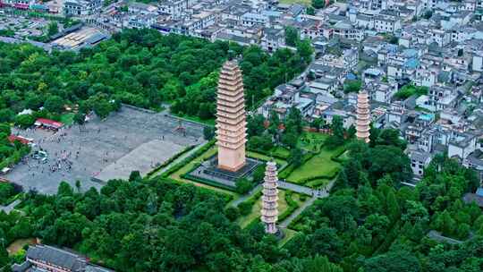 大理崇圣寺三塔