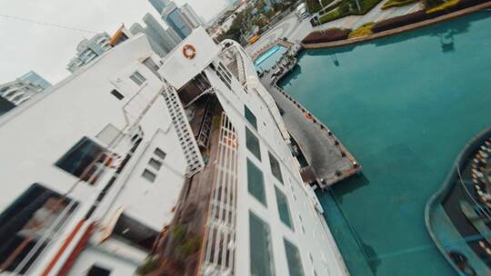FPV航拍深圳海上世界游轮餐厅视频素材模板下载