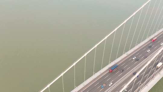 广州南沙大桥航拍大桥车流全景