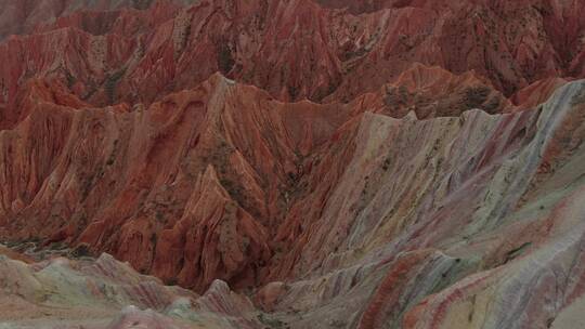 努尔加峡谷红色山脉火星表面质感航拍4k原片