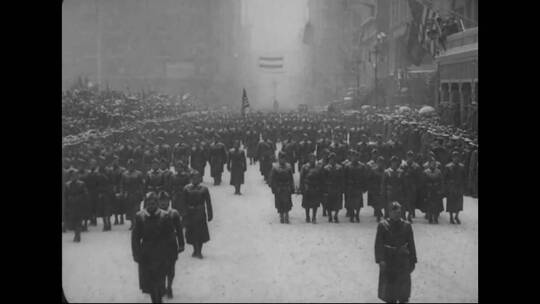 第一次世界大战前美国城市士兵的大规模游行